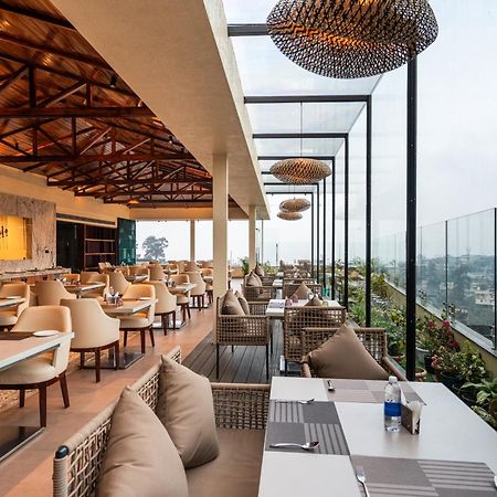 The White Rock Inn & Dine ชิลลอง ภายนอก รูปภาพ